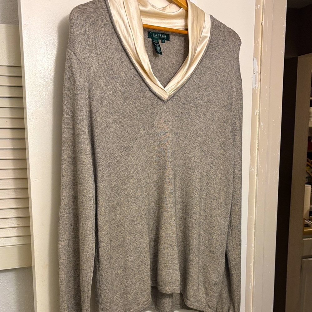 RALPH LAUREN ~ Sweater with Cream Coll